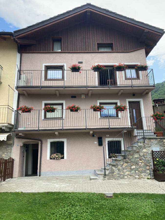Senin House Villa Aosta Exteriör bild